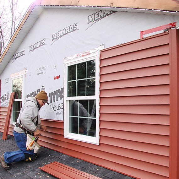 Обшивка дома сайдингом в Барнауле и Алтайском крае